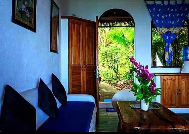 Kim's Garden Holiday home Anda (Visayas)